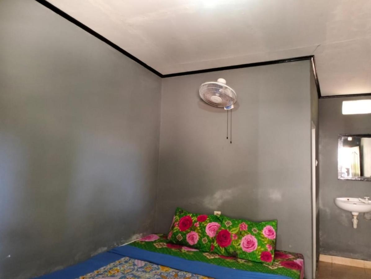 T&T Homestay Kuta  外观 照片