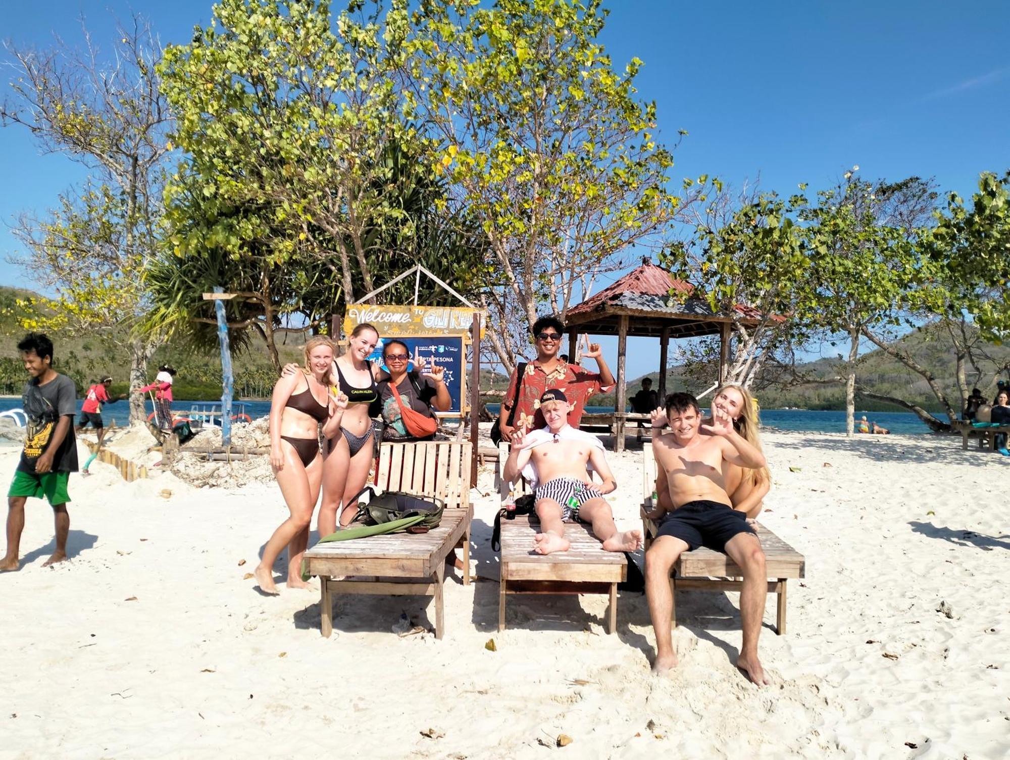 T&T Homestay Kuta  外观 照片