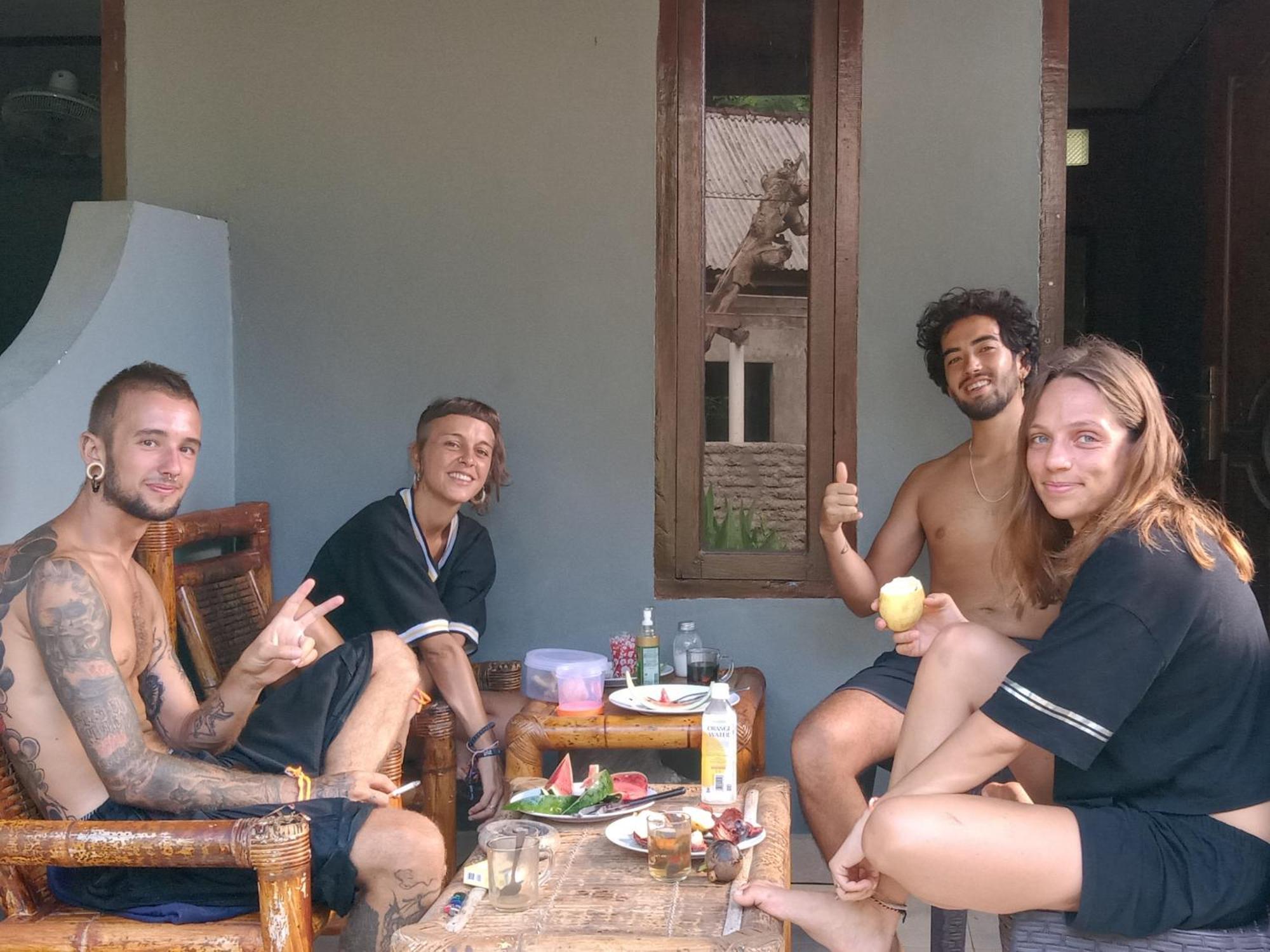 T&T Homestay Kuta  外观 照片